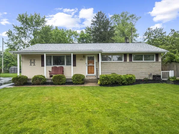 300 Pingree Dr, Worthington, OH 43085