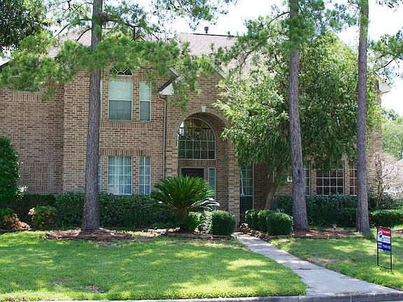 2nd image of 14318 Summerwood Lakes Dr