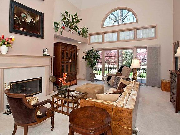 3rd image of 2032 Waters Edge Dr #54