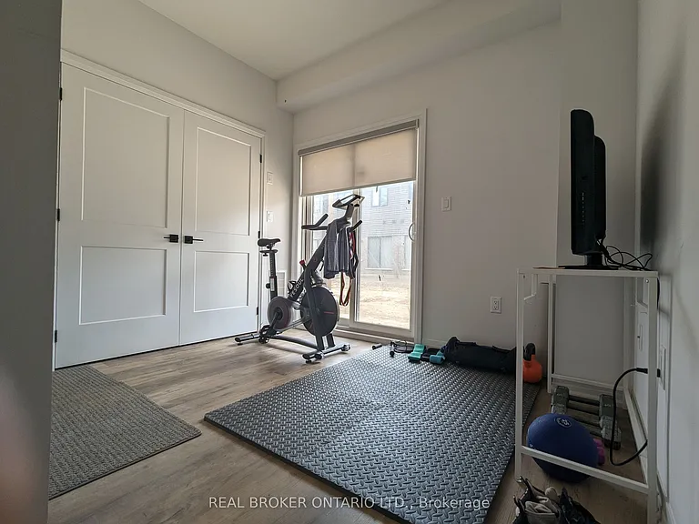 461 Blackburn Dr #70 — Photo 15