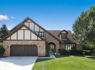 1519 Laburnum Rd, Hoffman Estates, IL 60192