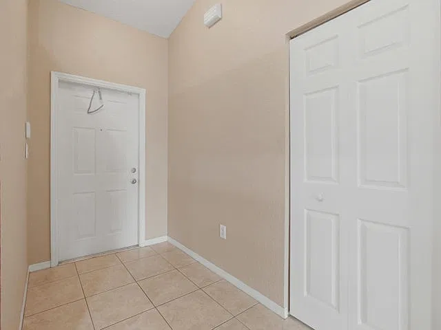 2 bed, 1320 sqft, $2,950 — Photo 3