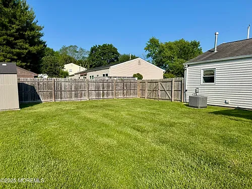 19 Spray Blvd — Photo 17