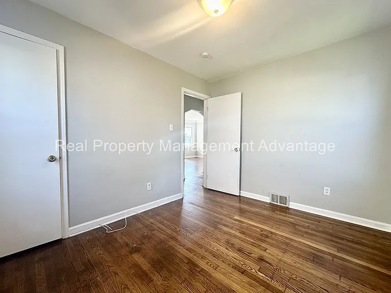 18731 Meier St — Photo 7