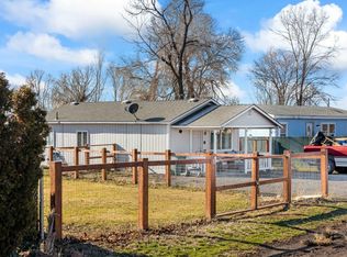 448 8th St, Metolius, OR 97741