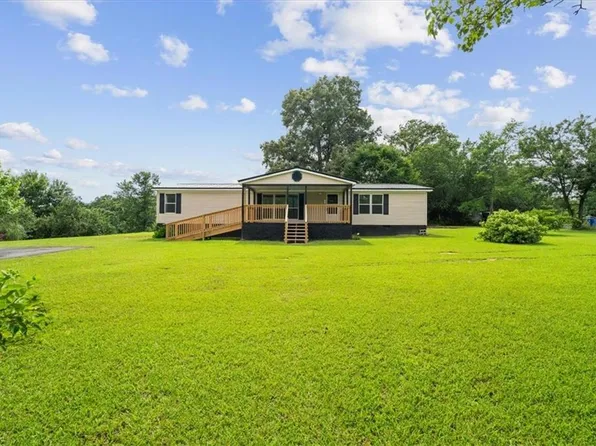 504 Brandon Dr, Resaca, GA 30735