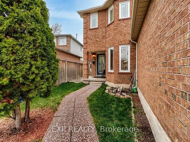 6261 Prairie Cir #MAIN UPPER FLOOR — Photo 31
