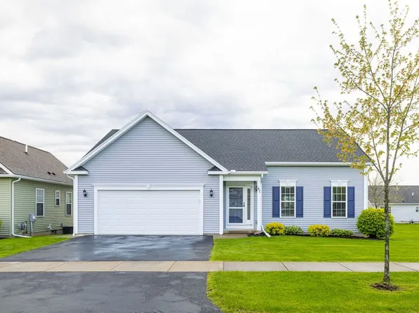 47 Shirleen Dr, Hilton, NY 14468