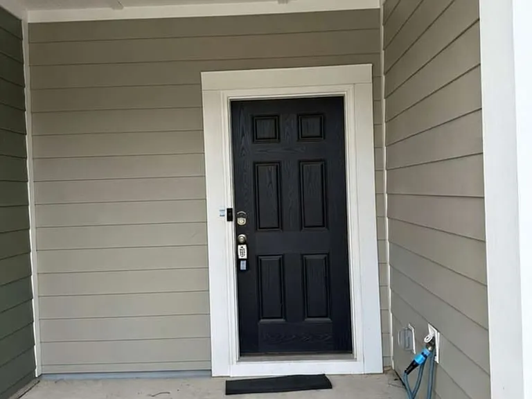 5215 Maynard Hill Dr — Photo 3
