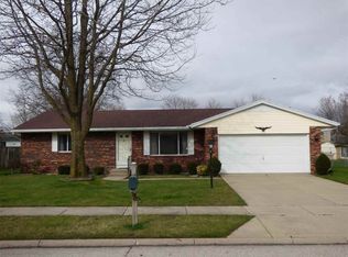5529 Cotswold Ln, South Bend, IN 46614