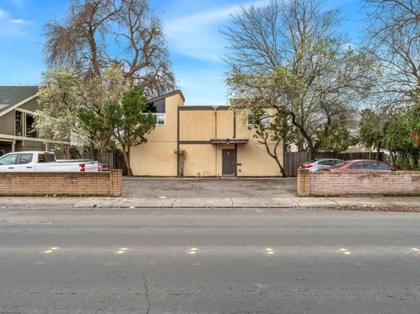 49 W Lincoln Ave, Woodland, CA 95695