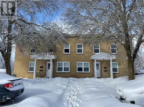 1247 Clonsilla Ave #B, Peterborough, ON K9J 5Z1