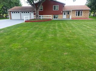 14816 Circle Dr, Little Falls, MN 56345
