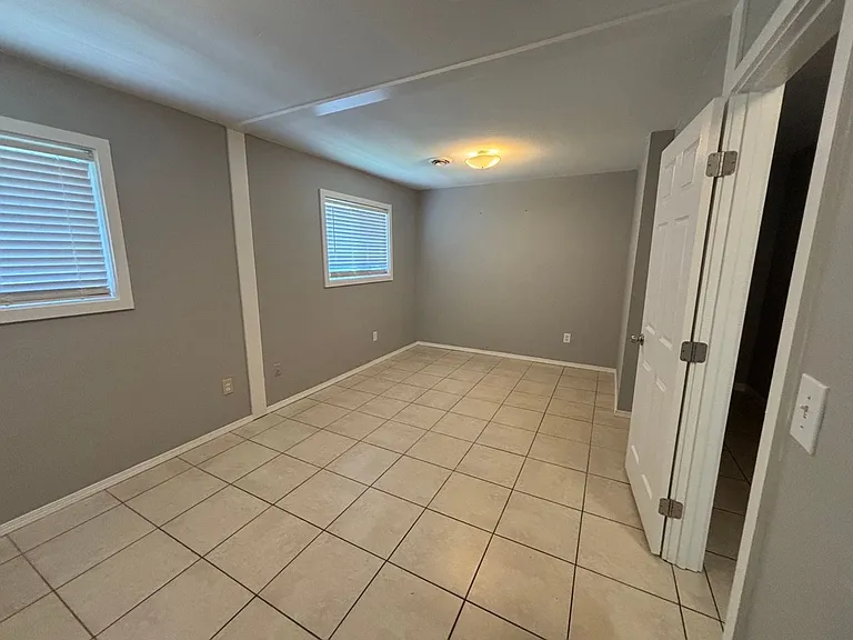 285 W Vicki Ave — Photo 20