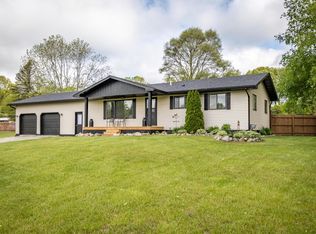 1655 E M 36, Pinckney, MI