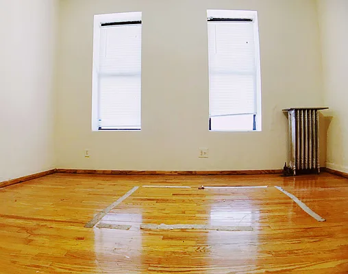 Rented by Bold New York | media 14