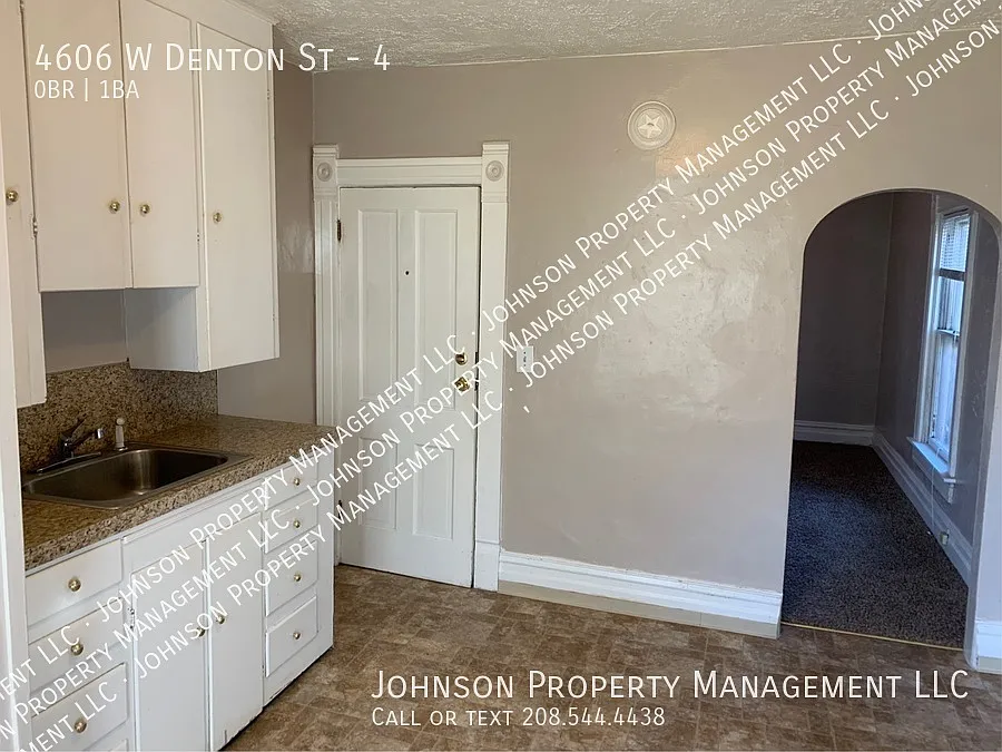 Charming Boise Historic Studio Apartment with shared Yard. — Photo 3
