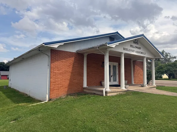 405 N One Mile Rd, Dexter, MO 63841