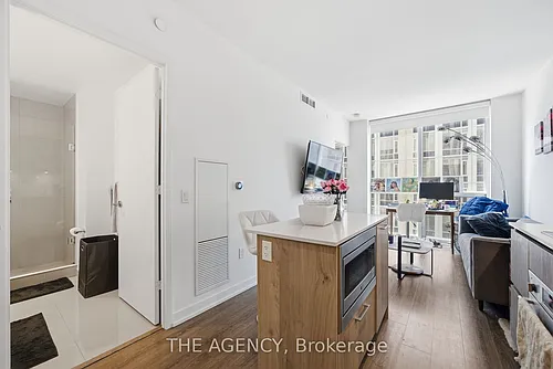 1 Yorkville Ave #804 Photo 1