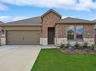 10326 Twisting Springs Dr, Aubrey, TX 76227