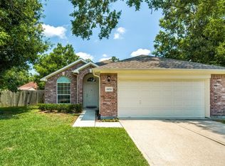 16018 Spinnaker Dr, Crosby, TX 77532