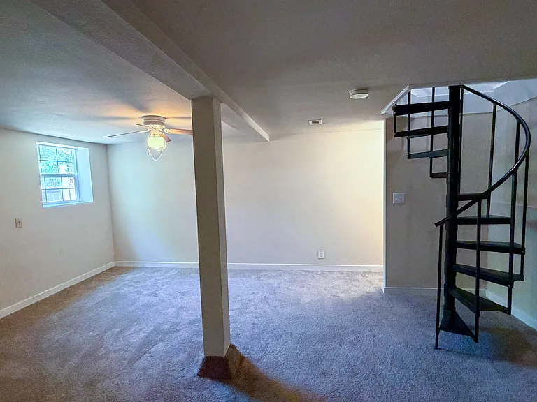 112 Franklin St — Photo 13