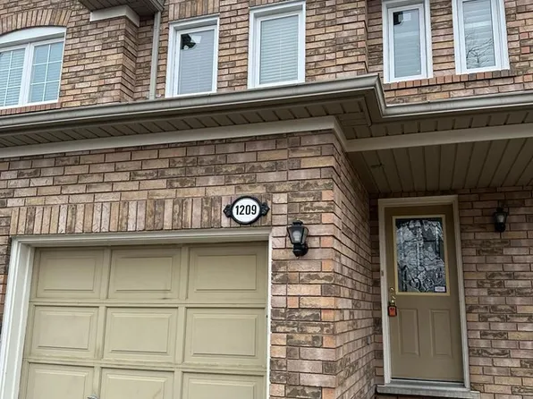 1209 Quest Cir, Mississauga, ON L5N 8B9