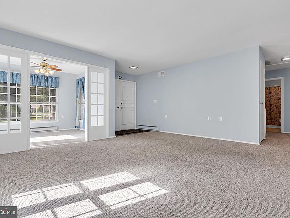 5th image of 549 Mayfair Rd