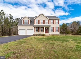 22041 Long Bow Dr, California, MD 20619