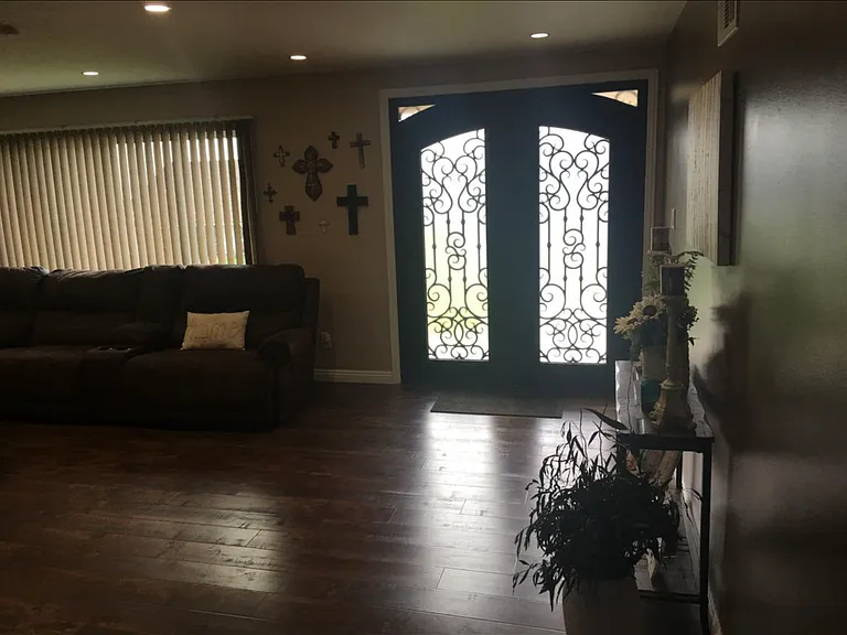 16647 Nearview Dr — Photo 4