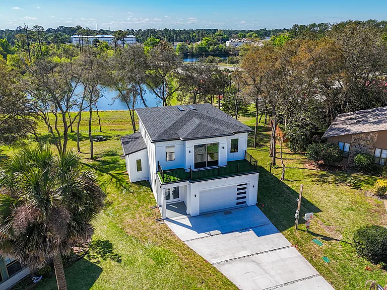 2121 Broad Water Dr — Photo 6