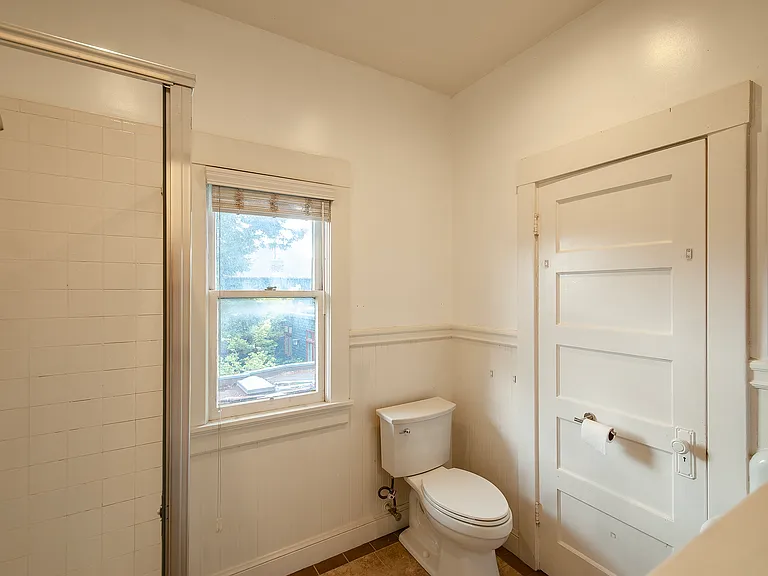 2208 Ward St #C — Photo 15