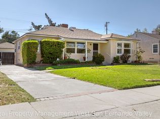 8923 Rathburn Ave, Northridge, CA 91325