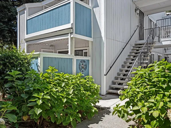 151 Del Verde Cir APT 3, Sacramento, CA 95833