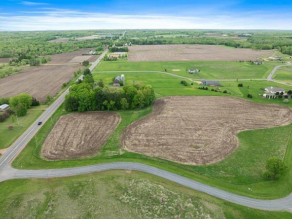 3rd image of LOT 32 Baywood Dr