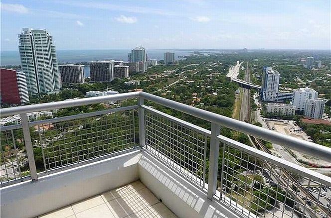 Amazing views. 2 story Corner unit