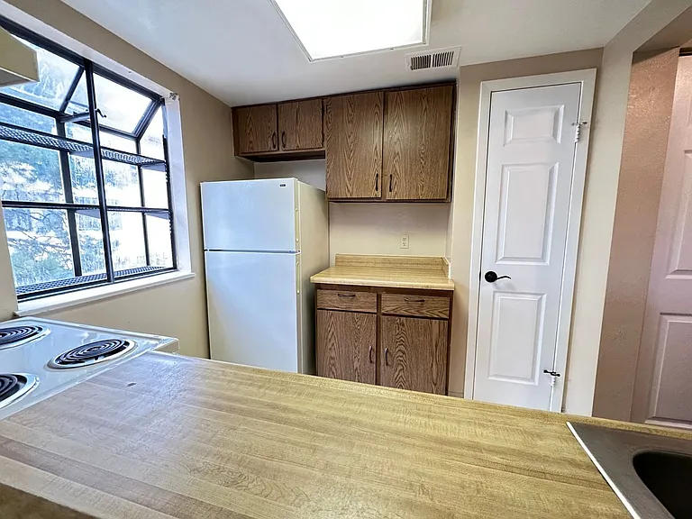 12504 E Cornell Ave #202 — Photo 7