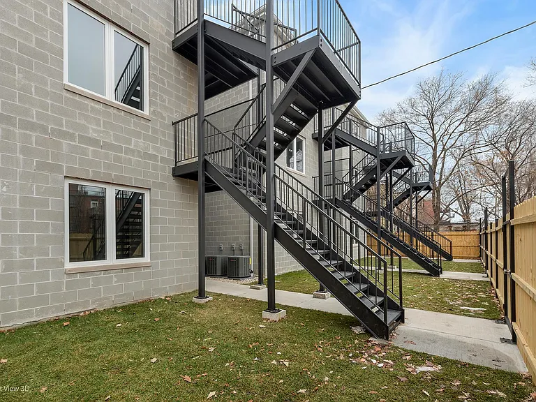 1239 S Fairfield Ave #2 — Photo 20