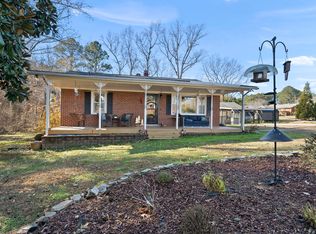 322 Robbins Rd, Durham, NC 27703