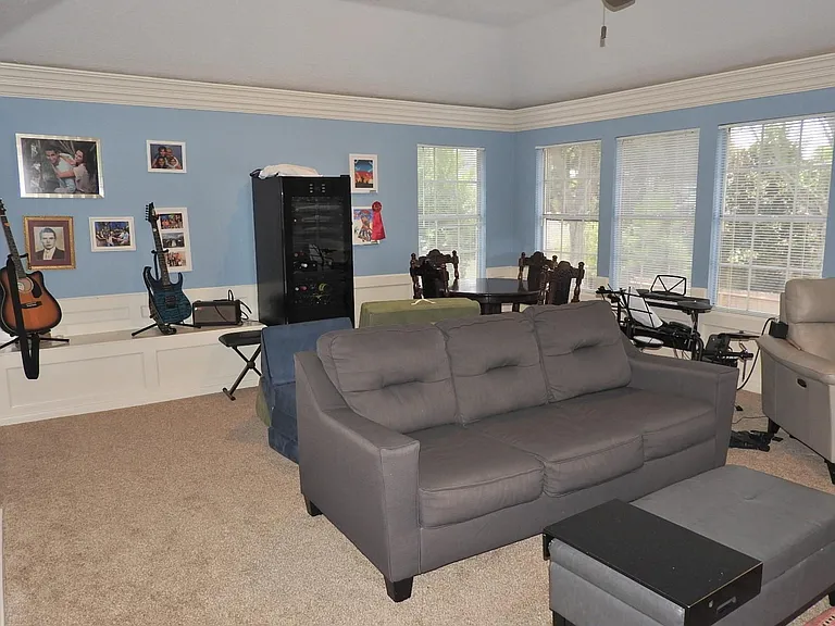 2319 Amber Springs Dr — Photo 30