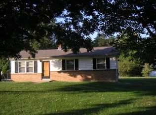 349 Pritchett Ln, Blairs, VA 24527