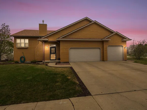 1008 16th St S, Brookings, SD 57006