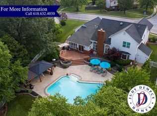 1006 Shadow Ridge Xing, O Fallon, IL 62269