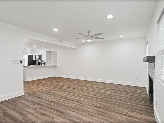 3rd image of 6401 Chimney Creek Cir #A