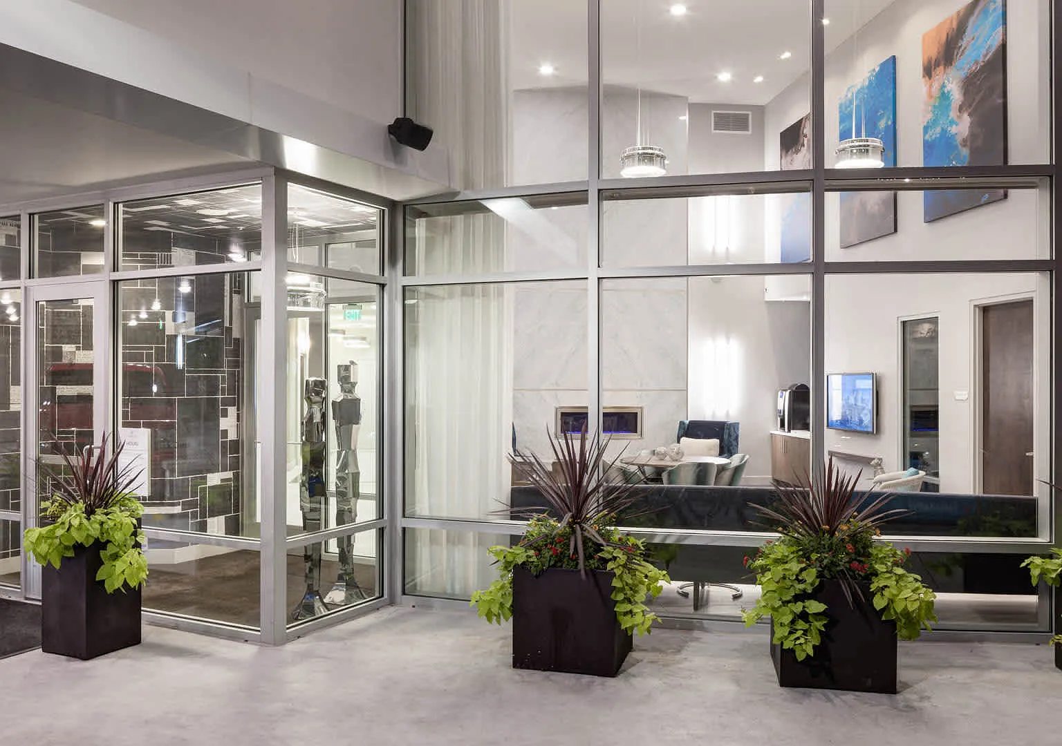 Radius Uptown — Photo 4