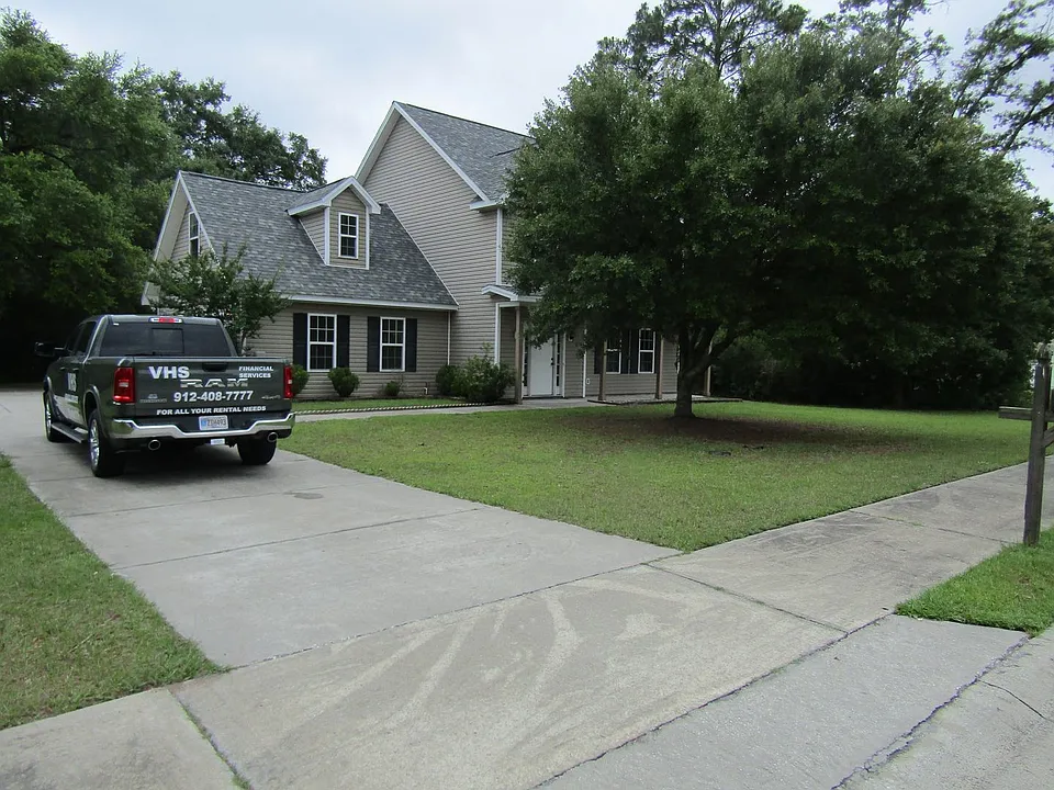 209 Ash Blvd