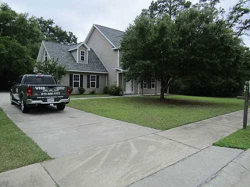 209 Ash Blvd Photo 1