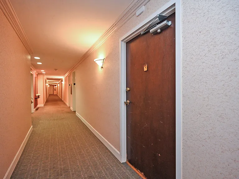 1815 William Howard Taft Rd #701 — Photo 6