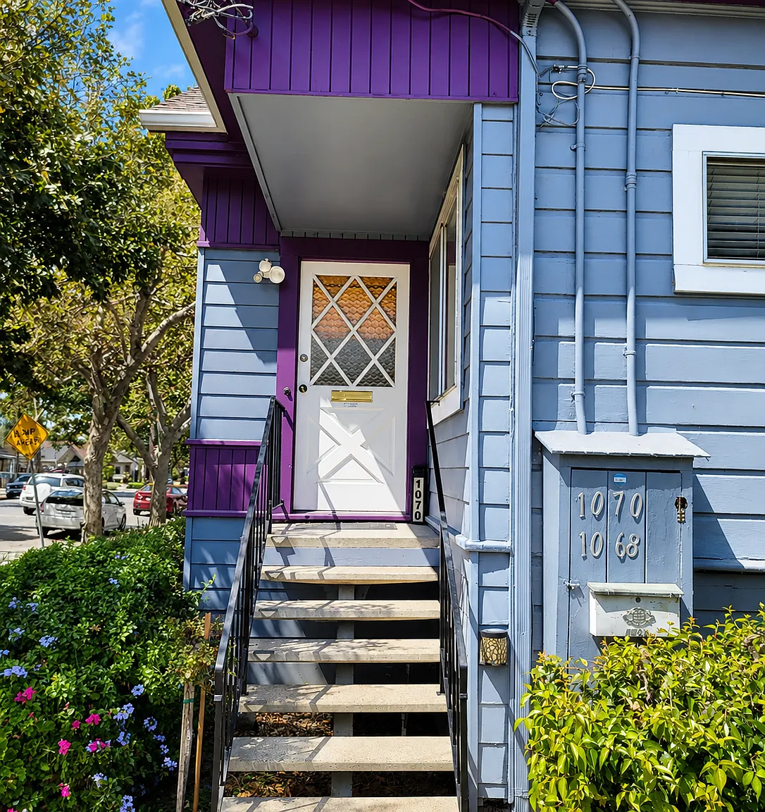 3 bed, 1300 sqft, $4,200 — Photo 2