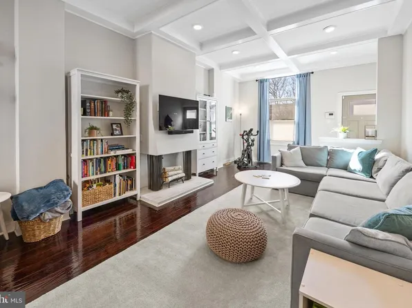 1019 Lombard St, Philadelphia, PA 19147